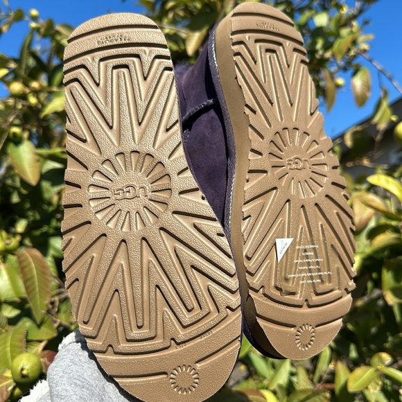 UGG Shoes Womens Ugg Bailey Bow Short Purple Damaged 6 Poshmark